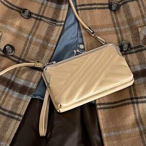 Caracol Wallet Wristlet Crossbody | Yellow Quilted Convertible Bag | NWT